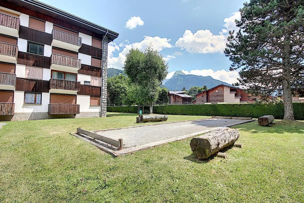 Appartement Lumineux Avec 2 Balcons - Morzine - 6 Personnes - Nantaux 17 B Apartment